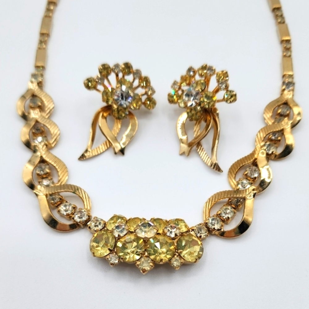 Sarah Coventry Rate Rhinestone Gold Necklace and Earring Set